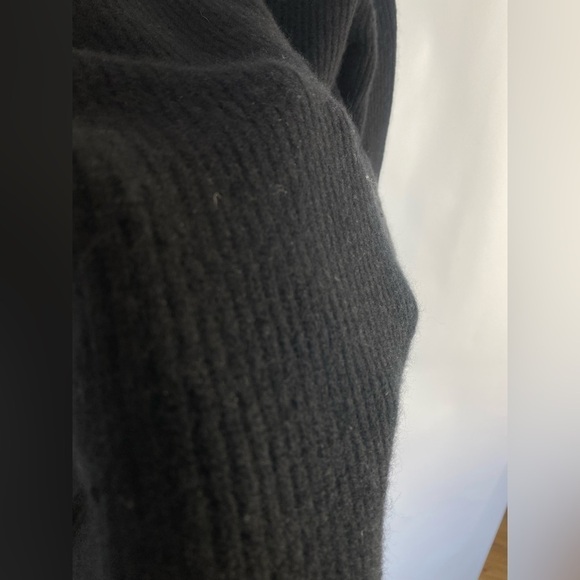 Nordstrom Signature Cashmere V-neck Bell Sleeves Size‎ Large - Picture 7 of 10